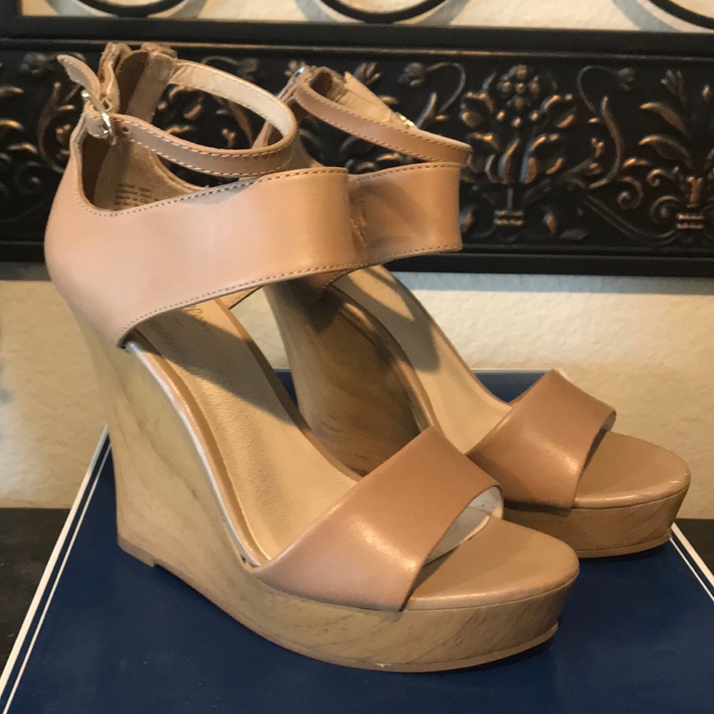 Seychelles wedges.
